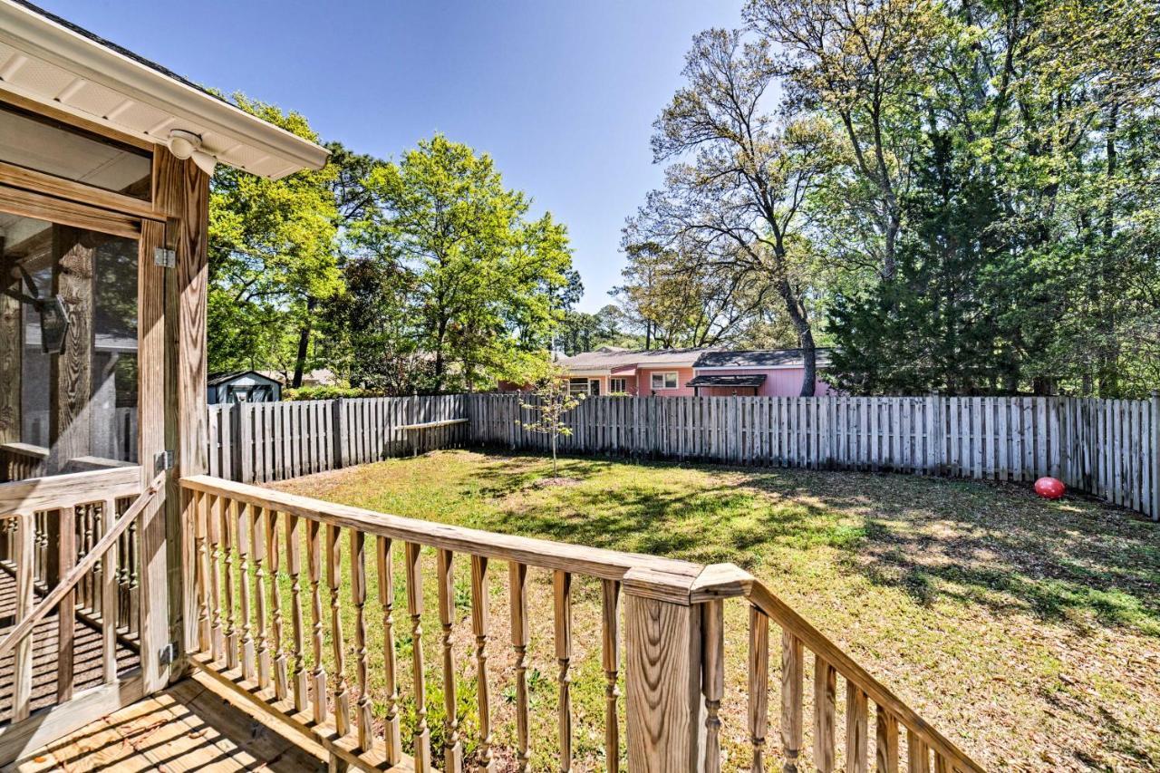 Oak Island Cottage - Walk To Beach And Intracoastal! Exterior photo